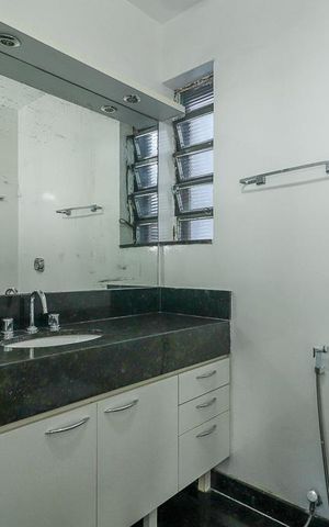 Casa à venda com 255m², 3 quartos e 4 vagasBanheiro da Suíte