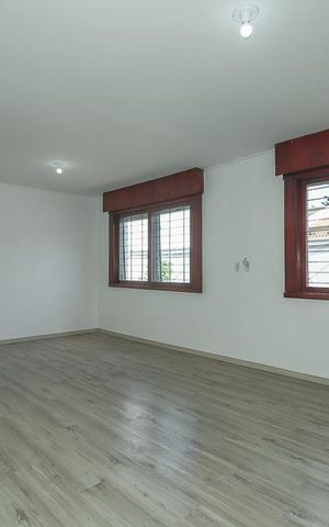 Casa à venda com 255m², 3 quartos e 4 vagasQuarto Suíte