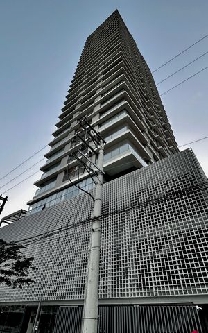 Apartamento à venda com 131m², 3 quartos e 2 vagas Apartamento à venda com 131m², 3 quartos e 2 vagasFachada