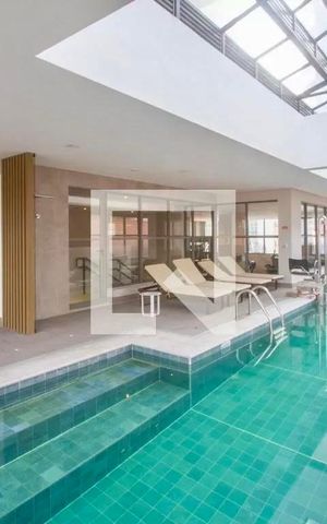 Apartamento à venda com 131m², 3 quartos e 2 vagas Apartamento à venda com 131m², 3 quartos e 2 vagasPiscina
