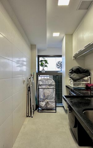 Apartamento à venda com 131m², 3 quartos e 2 vagas Apartamento à venda com 131m², 3 quartos e 2 vagasÁrea de Serviço