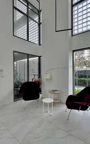 Apartamento à venda com 131m², 3 quartos e 2 vagas Apartamento à venda com 131m², 3 quartos e 2 vagasHall Social Bloco