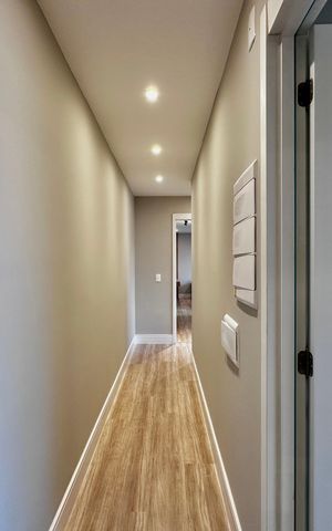 Apartamento à venda com 131m², 3 quartos e 2 vagas Apartamento à venda com 131m², 3 quartos e 2 vagasCorredor Suítes