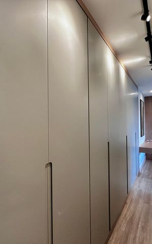 Apartamento à venda com 131m², 3 quartos e 2 vagas Apartamento à venda com 131m², 3 quartos e 2 vagasCloset Suíte 3