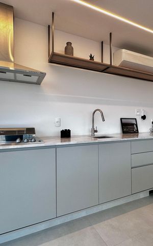 Apartamento à venda com 131m², 3 quartos e 2 vagas Apartamento à venda com 131m², 3 quartos e 2 vagasSala