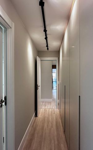 Apartamento à venda com 131m², 3 quartos e 2 vagas Apartamento à venda com 131m², 3 quartos e 2 vagasCloset Suíte 3