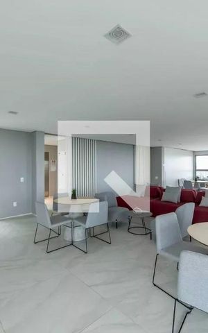 Apartamento à venda com 131m², 3 quartos e 2 vagas Apartamento à venda com 131m², 3 quartos e 2 vagasÁrea comum - Salão de festas