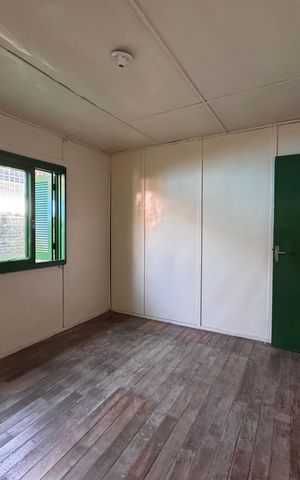 Casa à venda com 120m², 3 quartos e 2 vagas Casa à venda com 120m², 3 quartos e 2 vagasQuarto 3