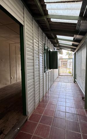 Casa à venda com 120m², 3 quartos e 2 vagas Casa à venda com 120m², 3 quartos e 2 vagasÁrea Externa