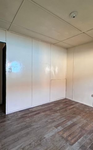 Casa à venda com 120m², 3 quartos e 2 vagas Casa à venda com 120m², 3 quartos e 2 vagasQuarto 3