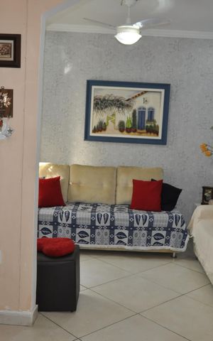 Casa à venda com 240m², 2 quartos e sem vagaSala