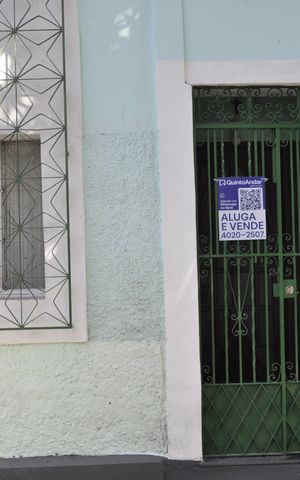 Casa à venda com 240m², 2 quartos e sem vagaPlaca