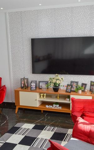 Casa de condomínio à venda com 180m², 3 quartos e 1 vaga Casa de condomínio à venda com 180m², 3 quartos e 1 vagaSala