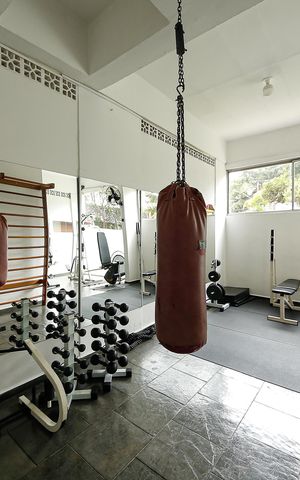 Apartamento à venda com 78m², 3 quartos e 1 vaga Apartamento à venda com 78m², 3 quartos e 1 vagaÁrea comum - Academia
