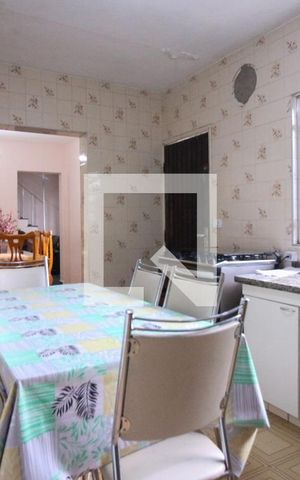 Casa à venda com 156m², 3 quartos e 2 vagas