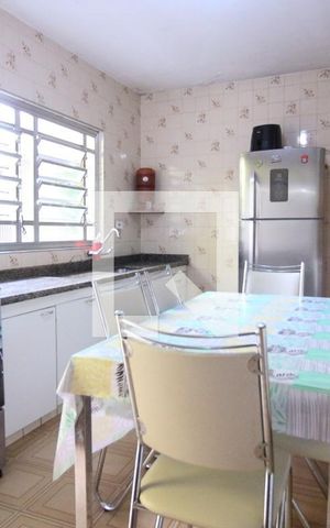 Casa à venda com 156m², 3 quartos e 2 vagas
