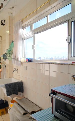 Apartamento à venda com 84m², 3 quartos e 2 vagasÁrea de Serviço