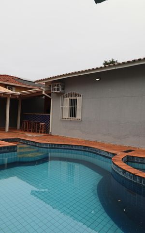 Casa para alugar com 200m², 4 quartos e 6 vagasÁrea gourmet / Piscina