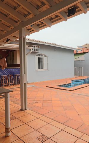 Casa para alugar com 200m², 4 quartos e 6 vagasÁrea gourmet / Piscina