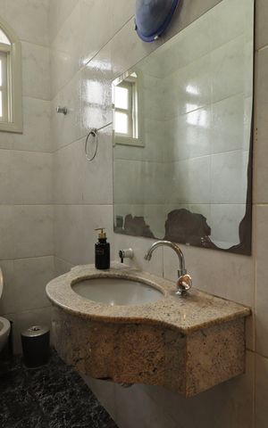 Casa para alugar com 200m², 4 quartos e 6 vagasLavabo