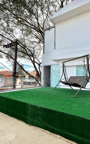 Casa à venda com 340m², 4 quartos e 2 vagas Casa à venda com 340m², 4 quartos e 2 vagasTerraço