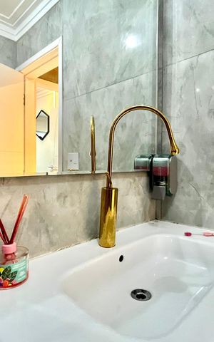 Casa à venda com 340m², 4 quartos e 2 vagas Casa à venda com 340m², 4 quartos e 2 vagasBanheiro