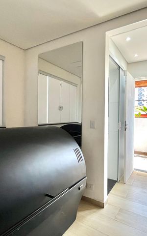 Casa à venda com 340m², 4 quartos e 2 vagas Casa à venda com 340m², 4 quartos e 2 vagasEdícula