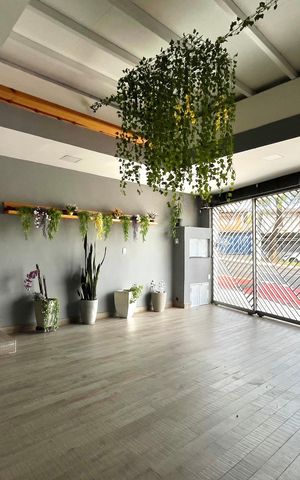 Casa à venda com 340m², 4 quartos e 2 vagas Casa à venda com 340m², 4 quartos e 2 vagasGaragem