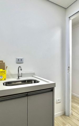 Casa à venda com 340m², 4 quartos e 2 vagas Casa à venda com 340m², 4 quartos e 2 vagasQuarto 3
