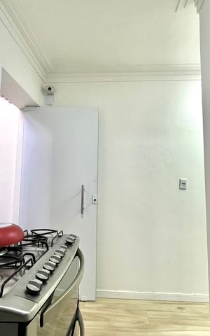 Casa à venda com 340m², 4 quartos e 2 vagas Casa à venda com 340m², 4 quartos e 2 vagasCozinha