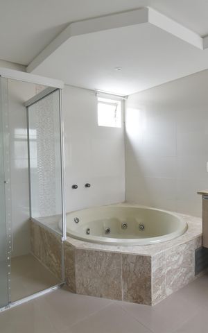 Apartamento para alugar com 284m², 4 quartos e 3 vagasBanheiro Suíte 1