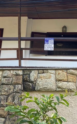Casa de condomínio para alugar com 704m², 6 quartos e 2 vagas Casa de condomínio para alugar com 704m², 6 quartos e 2 vagasFachada