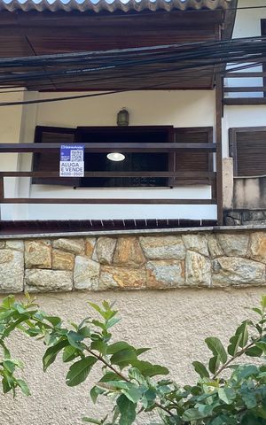Casa de condomínio para alugar com 704m², 6 quartos e 2 vagas Casa de condomínio para alugar com 704m², 6 quartos e 2 vagasFachada
