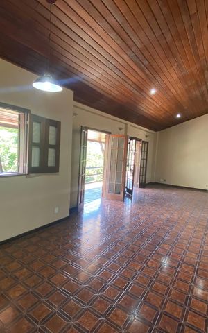 Casa de condomínio para alugar com 704m², 6 quartos e 2 vagas Casa de condomínio para alugar com 704m², 6 quartos e 2 vagasSala