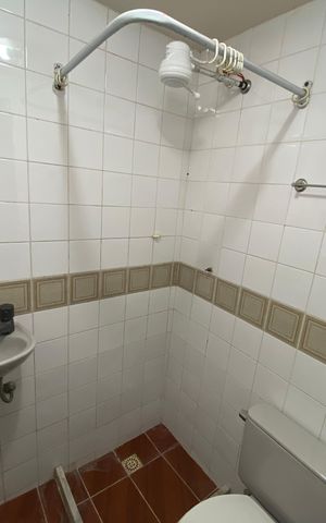Casa de condomínio para alugar com 704m², 6 quartos e 2 vagas Casa de condomínio para alugar com 704m², 6 quartos e 2 vagasBanheiro 4