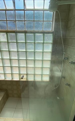 Casa de condomínio para alugar com 704m², 6 quartos e 2 vagas Casa de condomínio para alugar com 704m², 6 quartos e 2 vagasBanheiro 1