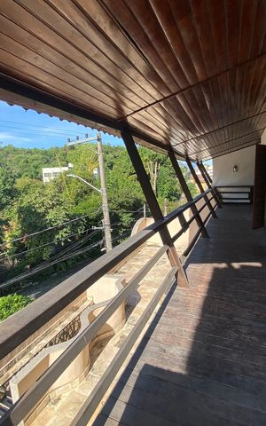 Casa de condomínio para alugar com 704m², 6 quartos e 2 vagas Casa de condomínio para alugar com 704m², 6 quartos e 2 vagasVaranda