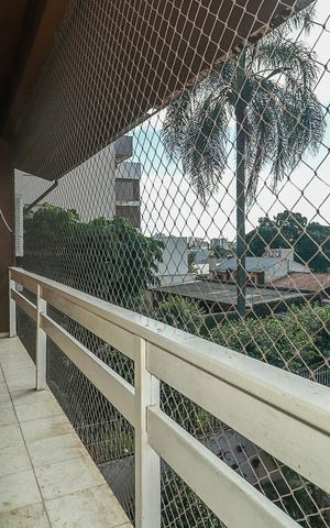 Casa à venda com 278m², 4 quartos e 4 vagasVaranda