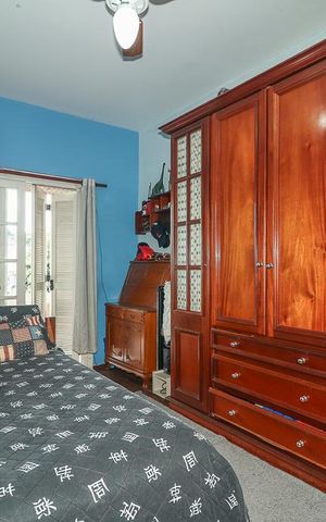 Casa à venda com 278m², 4 quartos e 4 vagasQuarto 2