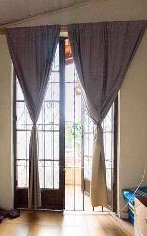 Casa à venda com 360m², 4 quartos e 4 vagas Casa à venda com 360m², 4 quartos e 4 vagasVaranda do Quarto 3
