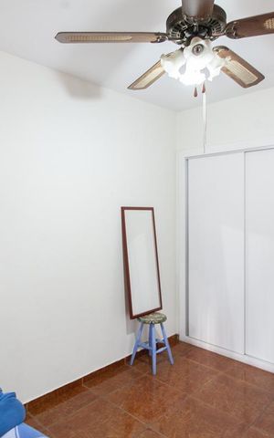Casa à venda com 360m², 4 quartos e 4 vagas Casa à venda com 360m², 4 quartos e 4 vagasQuarto 1