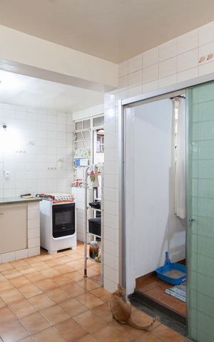 Casa à venda com 360m², 4 quartos e 4 vagas Casa à venda com 360m², 4 quartos e 4 vagasCozinha