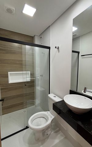 Apartamento à venda com 59m², 2 quartos e 2 vagas Apartamento à venda com 59m², 2 quartos e 2 vagasBanheiro