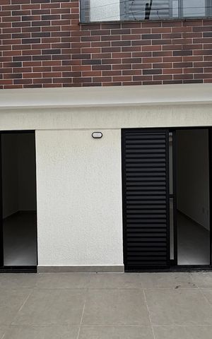 Apartamento à venda com 59m², 2 quartos e 2 vagas Apartamento à venda com 59m², 2 quartos e 2 vagasSuite Varanda