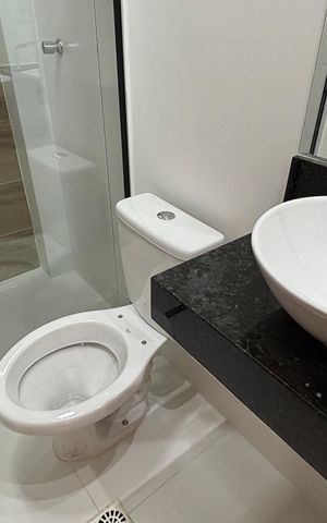 Apartamento à venda com 59m², 2 quartos e 2 vagas Apartamento à venda com 59m², 2 quartos e 2 vagasBanheiro