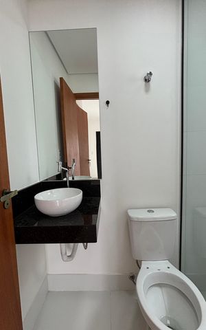 Apartamento à venda com 59m², 2 quartos e 2 vagas Apartamento à venda com 59m², 2 quartos e 2 vagasBanheiro da Suíte