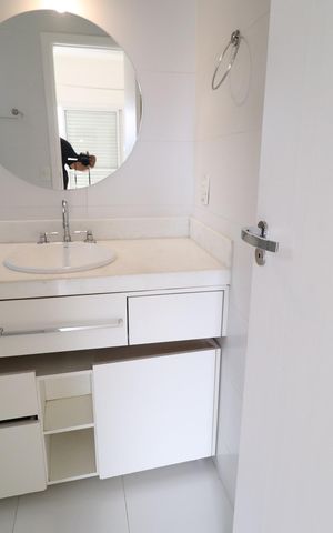 Casa para alugar com 420m², 4 quartos e 4 vagasBanheiro Suíte 3
