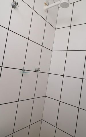 Casa para alugar com 420m², 4 quartos e 4 vagasBanheiro de serviço