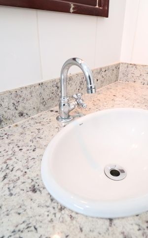 Casa para alugar com 420m², 4 quartos e 4 vagasBanheiro Social