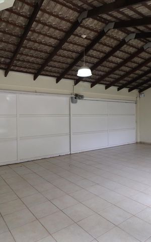 Casa para alugar com 420m², 4 quartos e 4 vagasGaragem
